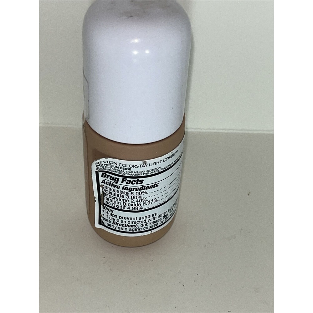 Revlon‎ ColorStay Light Cover Liquid Foundation SPF35, 240 Medium Beige - Picture 2 of 5